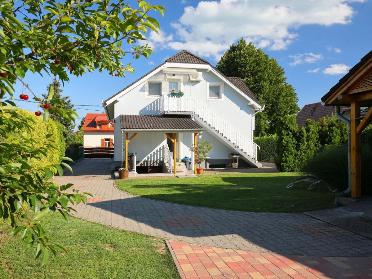 Apartment Gerania By Interhome Balatonfured Bagian luar foto