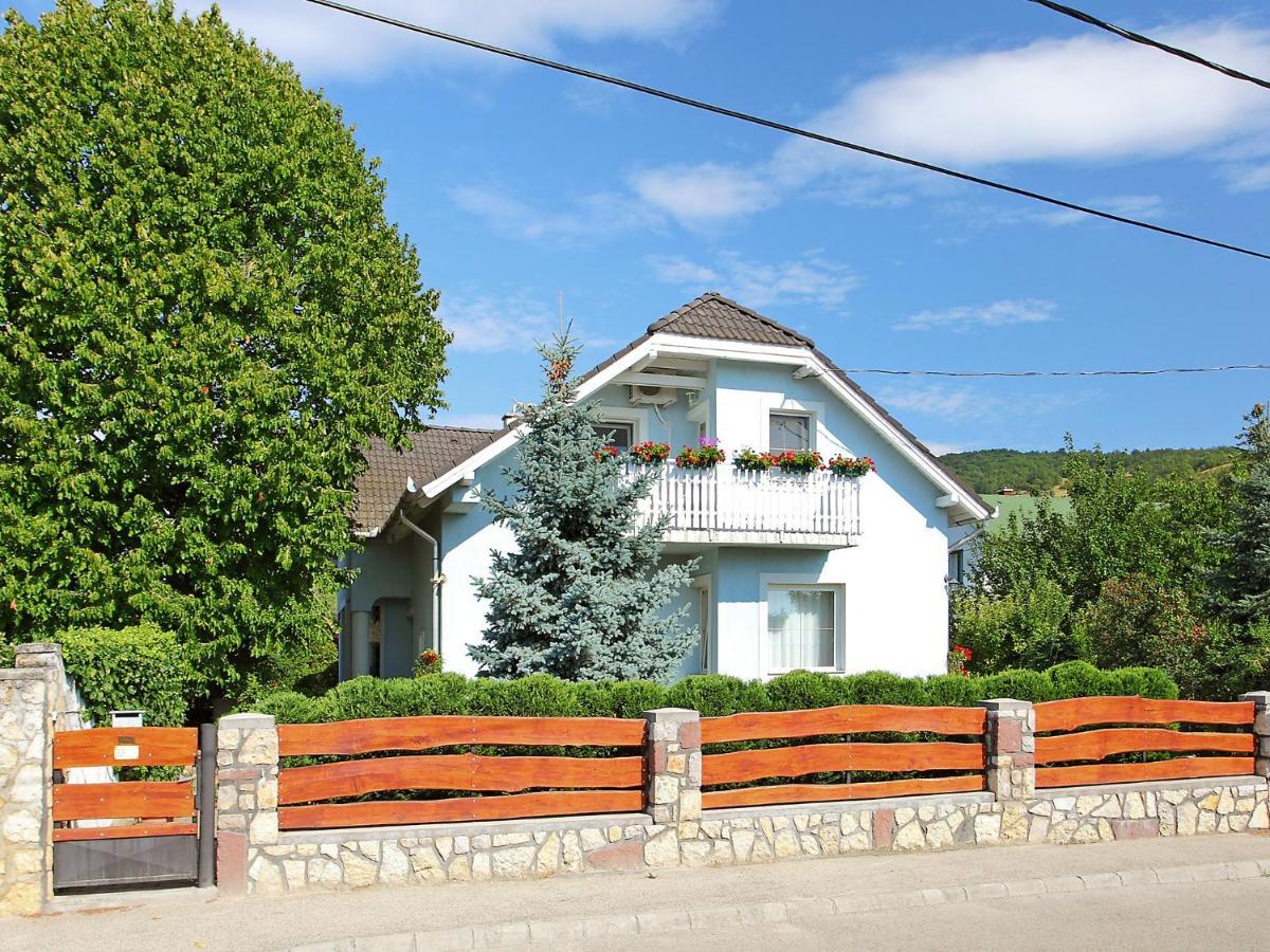 Apartment Gerania By Interhome Balatonfured Bagian luar foto