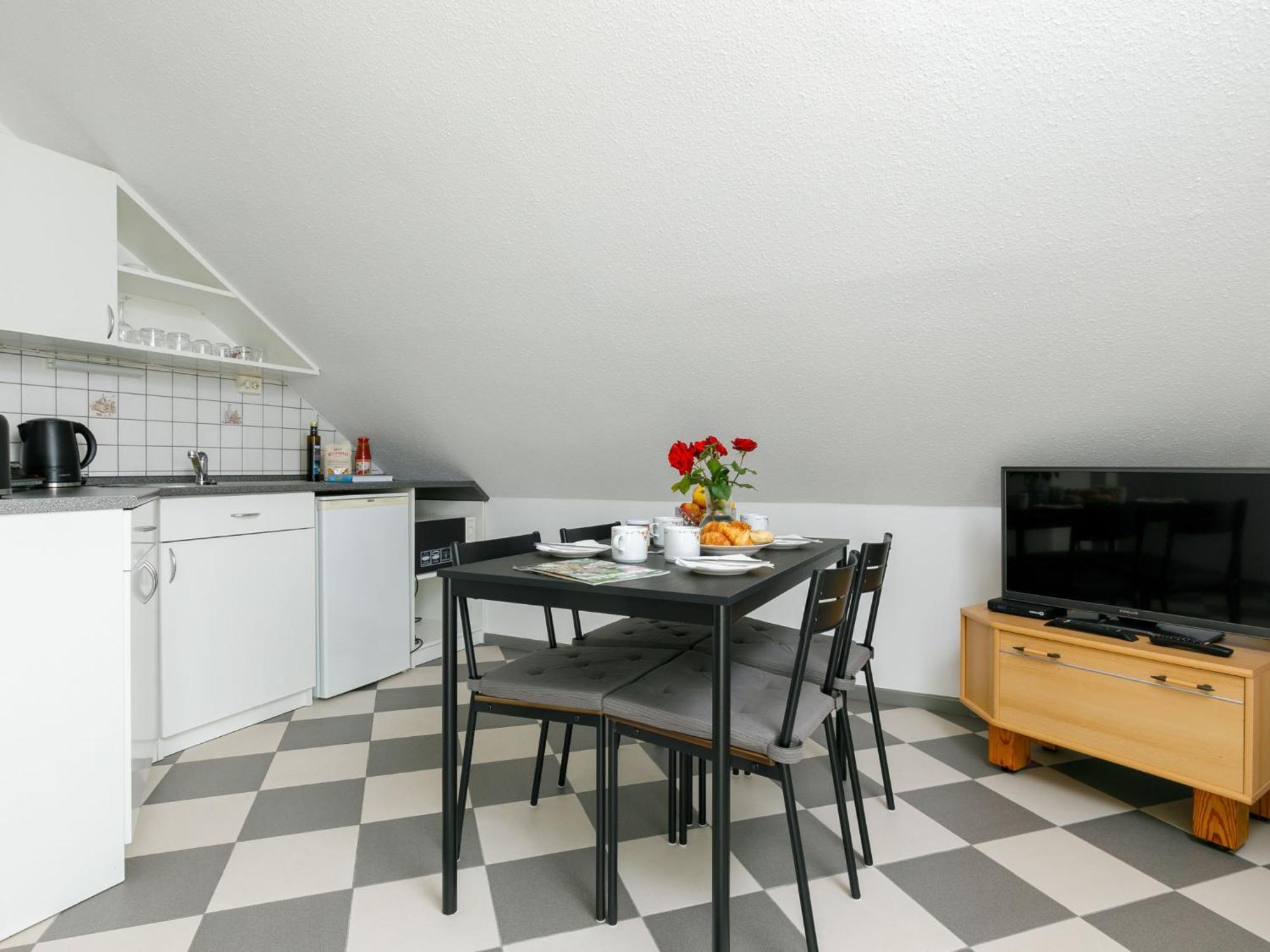 Apartment Gerania By Interhome Balatonfured Bagian luar foto